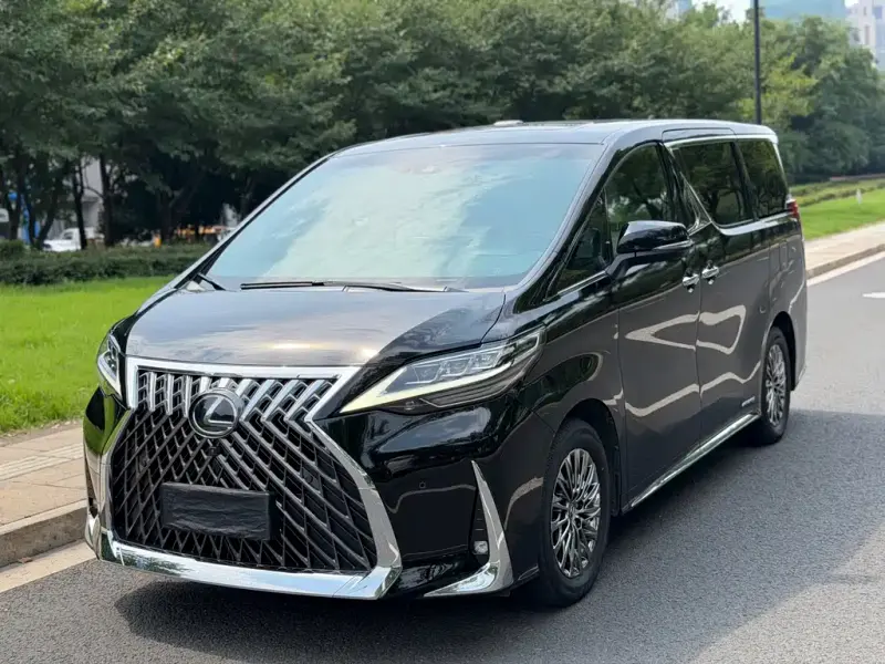 Lexus LM, 2021