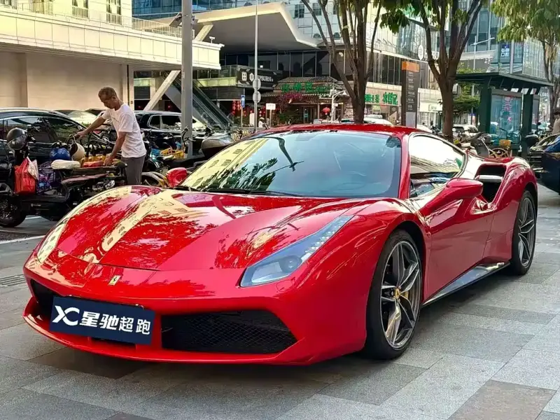 Ferrari 488, 2016