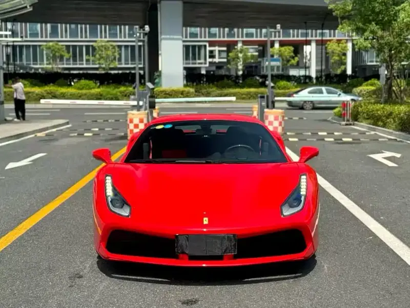 Ferrari 488, 2017