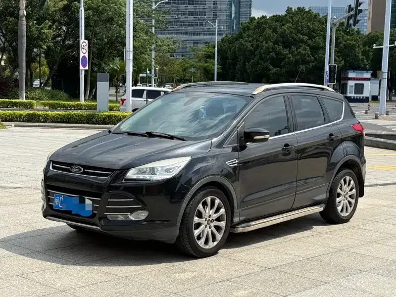 Ford Kuga, 2014