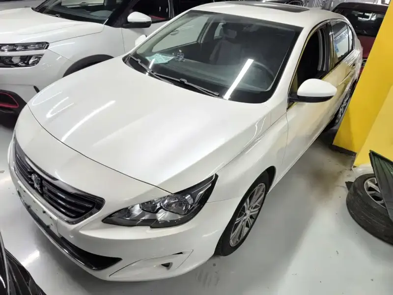 Peugeot 408, 2015
