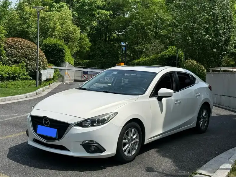 Mazda 3 Axela, 2014 — фото 1