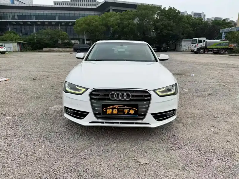 Audi A4L, 2014