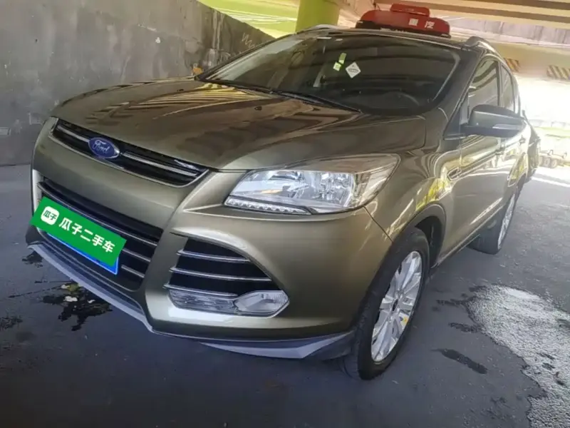 Ford Kuga, 2016