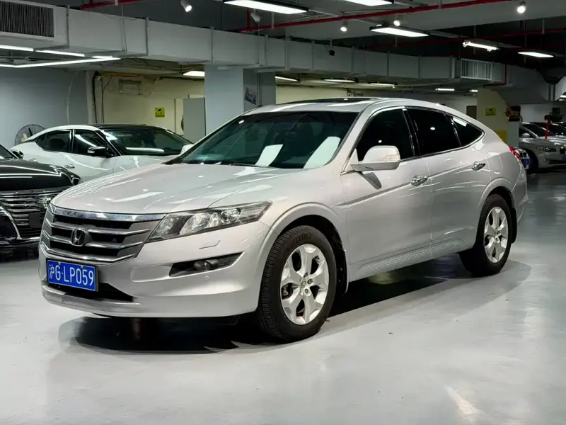 Honda Crosstour, 2013