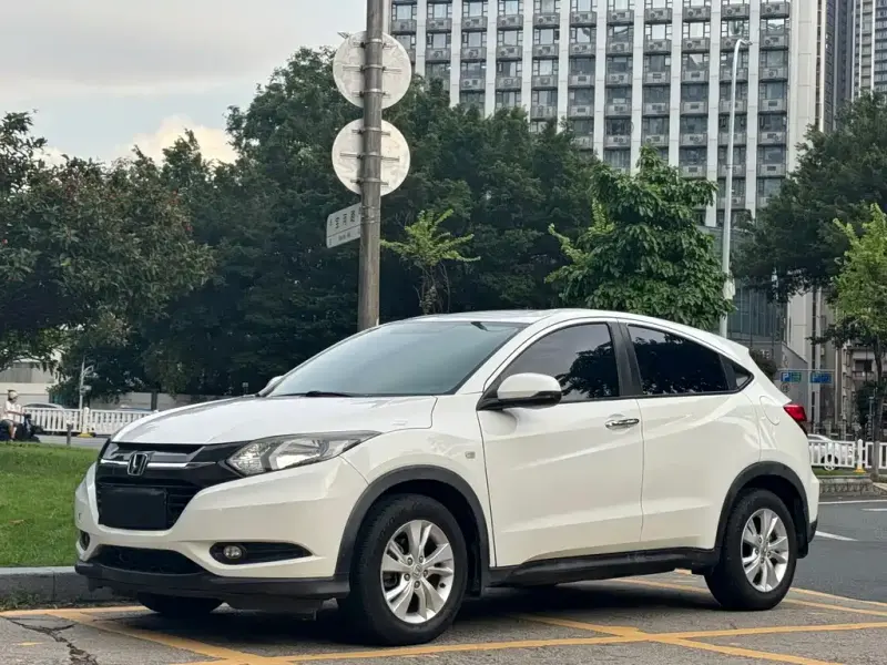 Honda Vezel, 2015 — фото 1