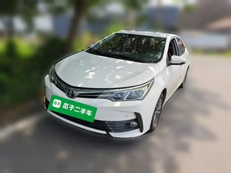 Toyota Corolla, 2018 — фото 1