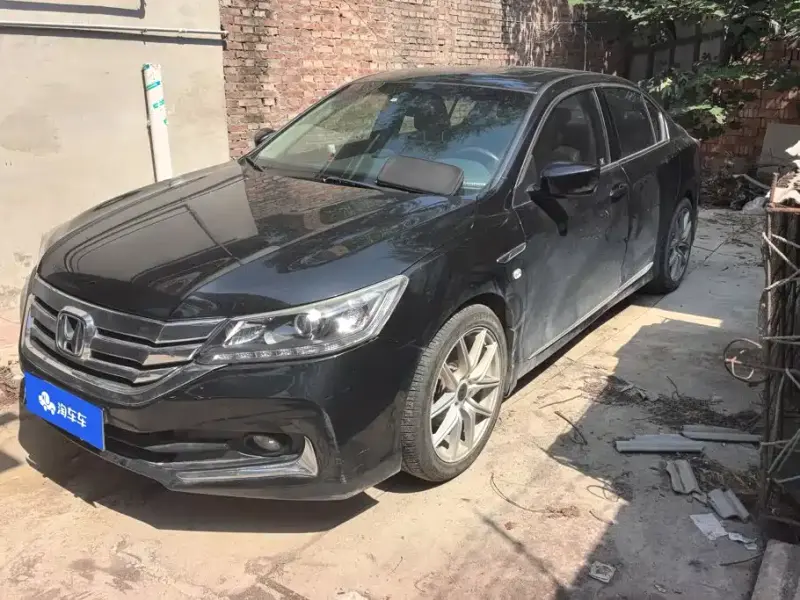 Honda Accord, 2015