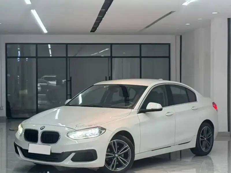 BMW 1 Series, 2020