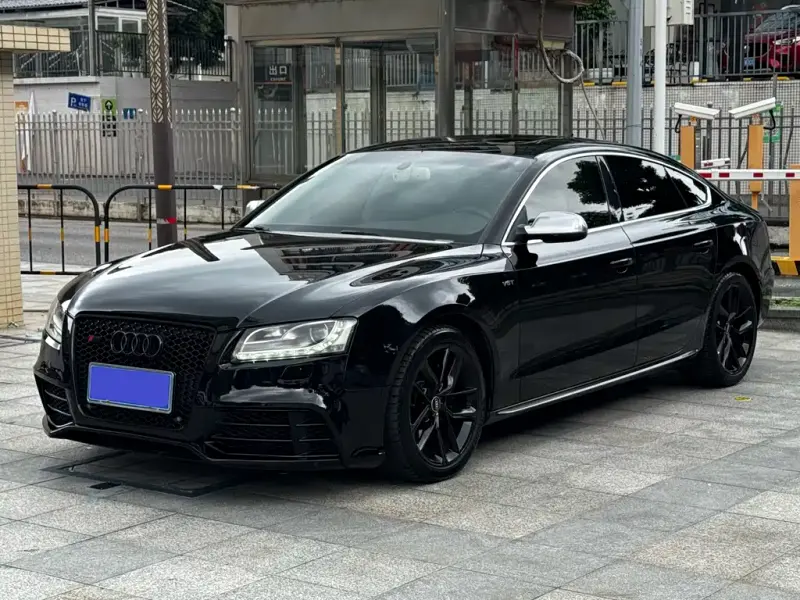Audi S5, 2011