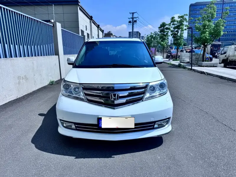 Honda Elysion, 2012