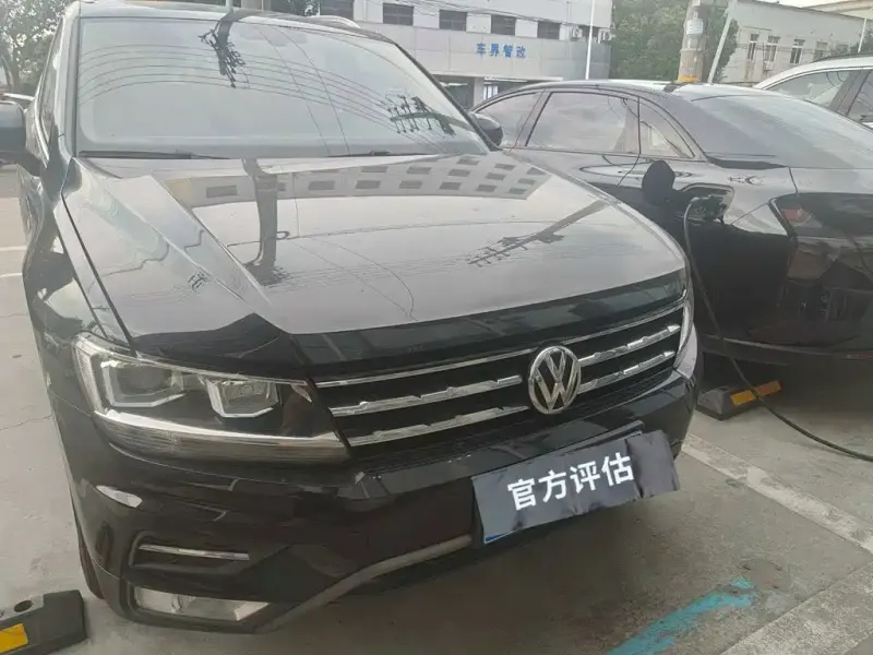 Volkswagen Tiguan L, 2018