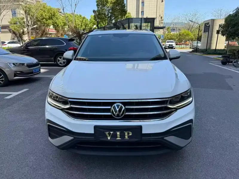 Volkswagen Tiguan L, 2023