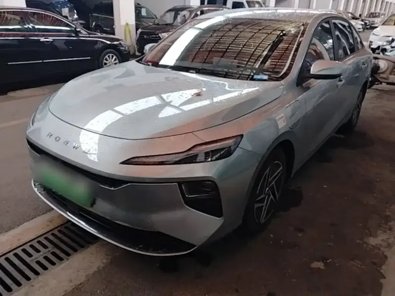 Roewe D6, 2025