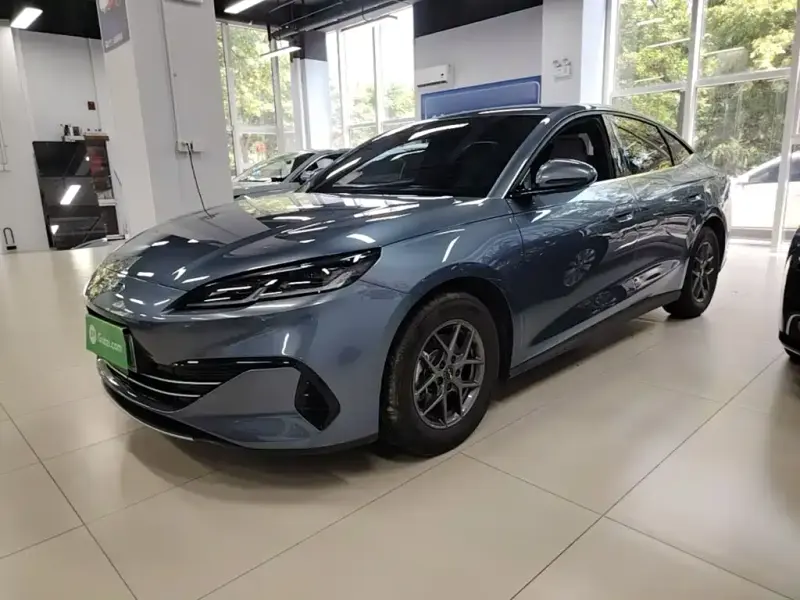 BYD 06, 2025