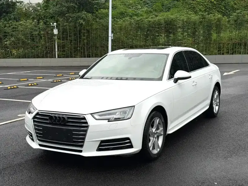 Audi A4L, 2018