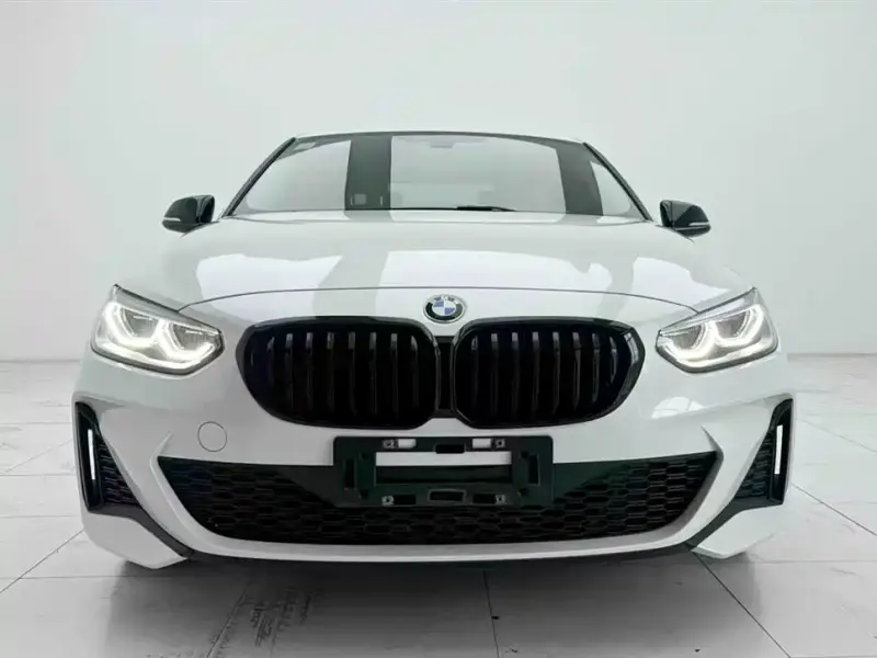 BMW 1 Series, 2021