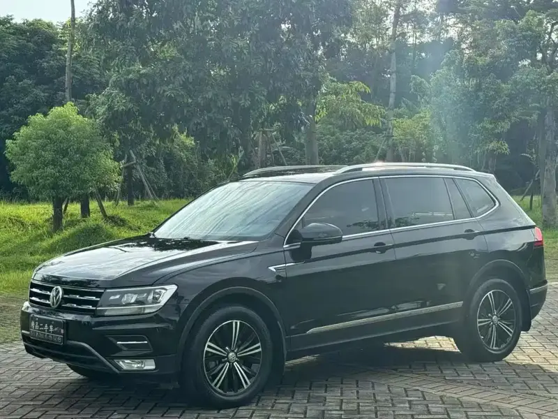 Volkswagen Tiguan L, 2020