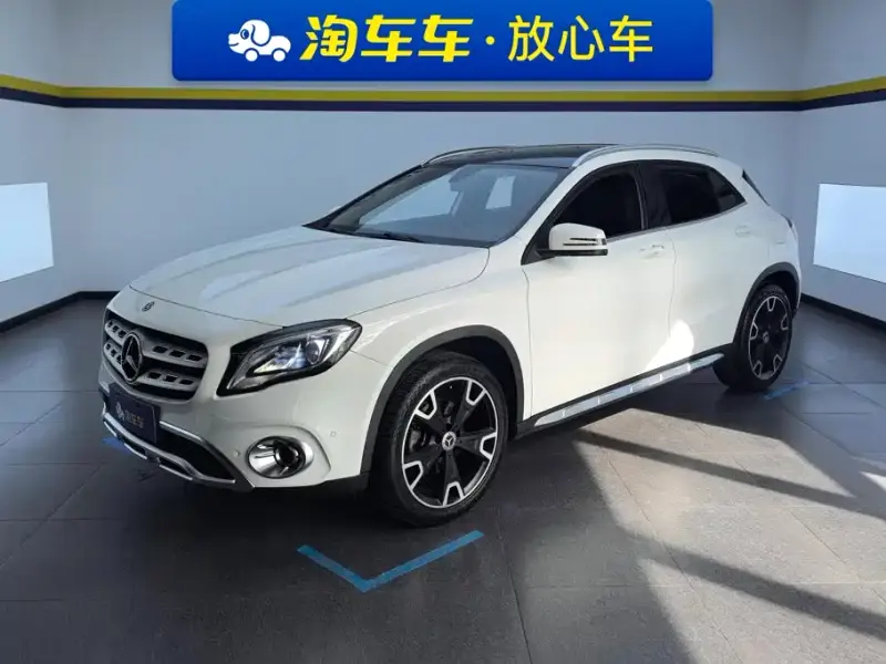Mercedes-Benz GLA, 2018 — фото 1