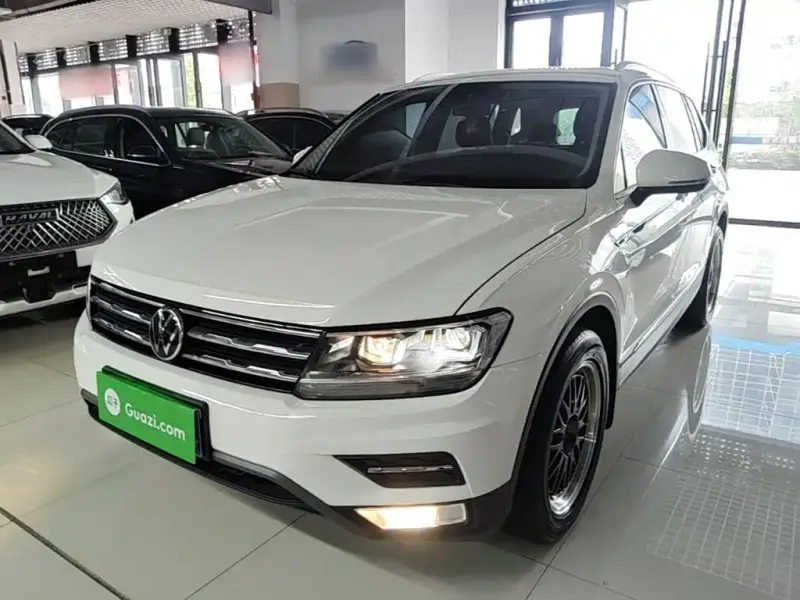 Volkswagen Tiguan L, 2021