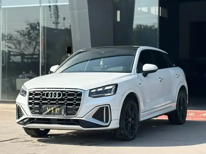 Audi Q2L, 2023