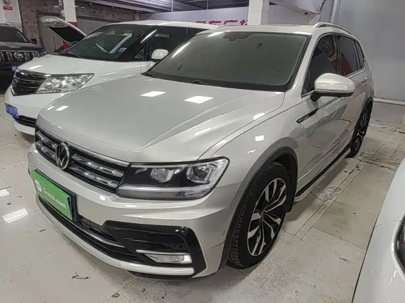 Volkswagen Tiguan L, 2021