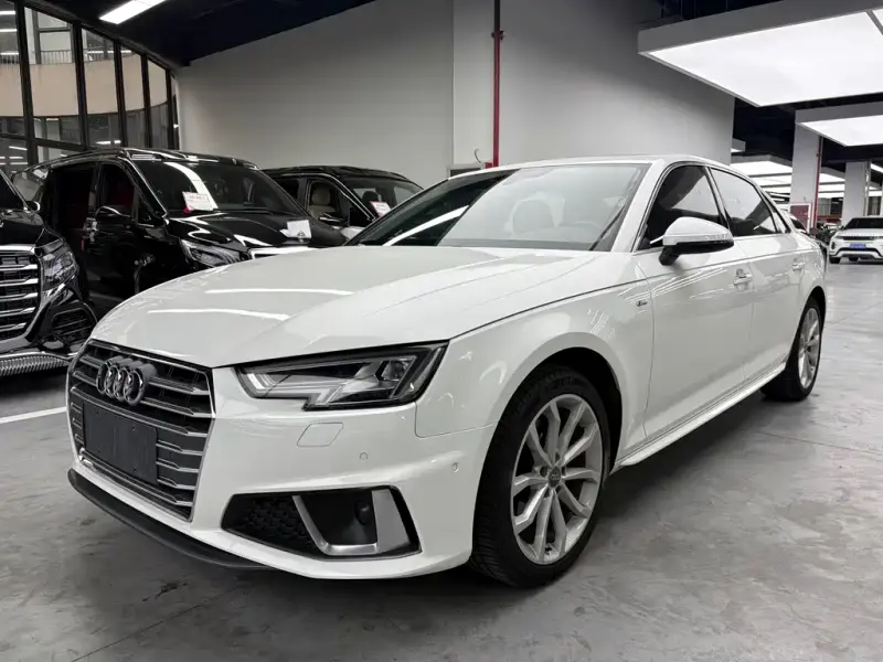 Audi A4L, 2019