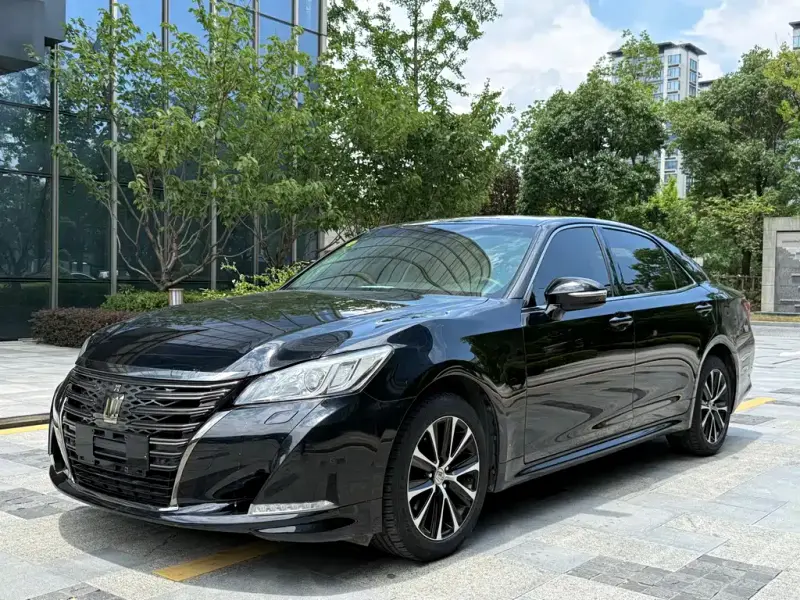 Toyota Crown, 2019