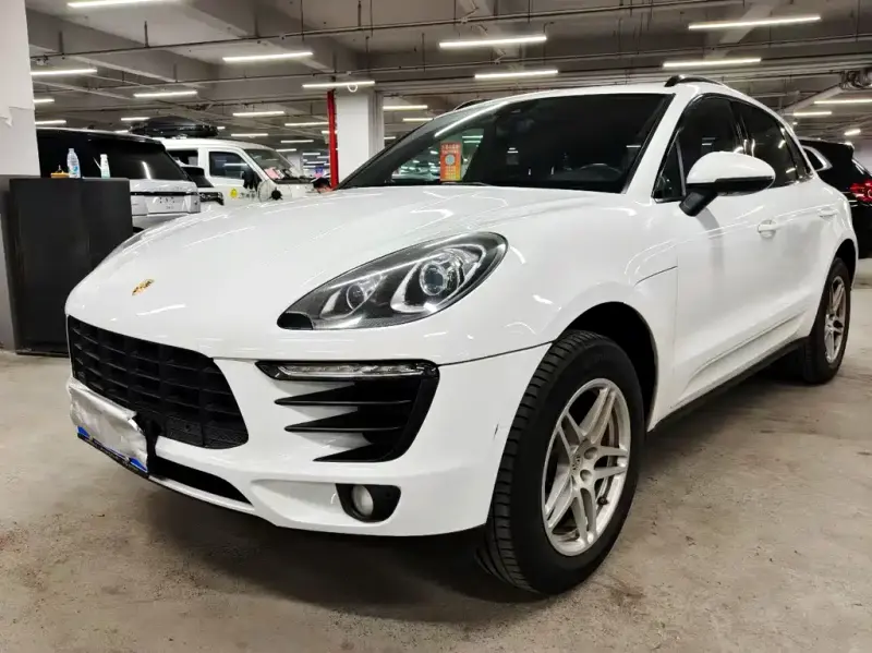 Porsche Macan, 2016