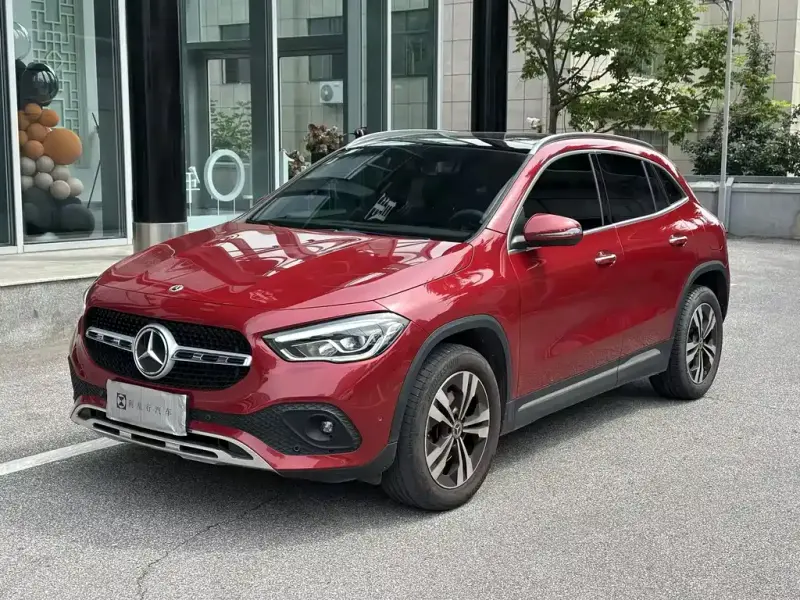Mercedes-Benz GLA, 2021 — фото 1