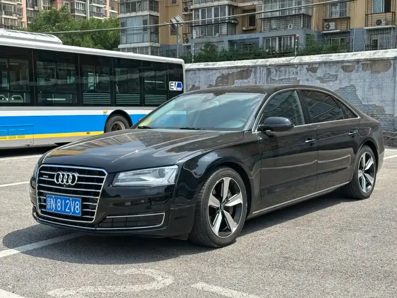 Audi A8, 2015 — фото 1