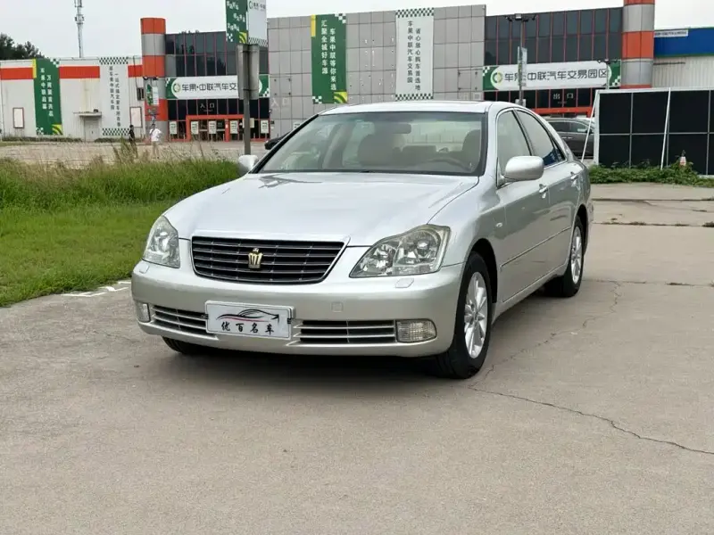 Toyota Crown, 2007