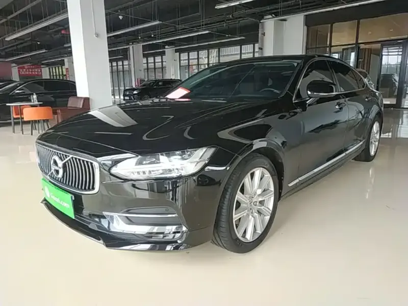 Volvo S90, 2020