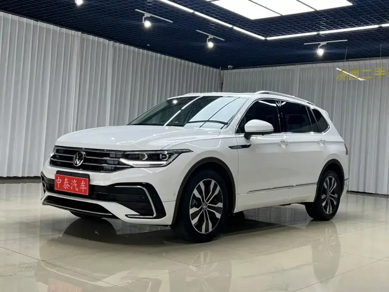 Volkswagen Tiguan L, 2022
