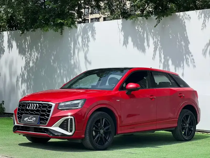 Audi Q2L, 2023