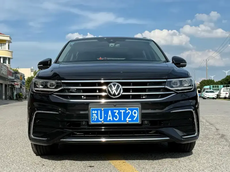 Volkswagen Tiguan L, 2023