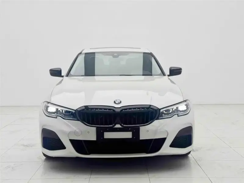 BMW 3 Series, 2021