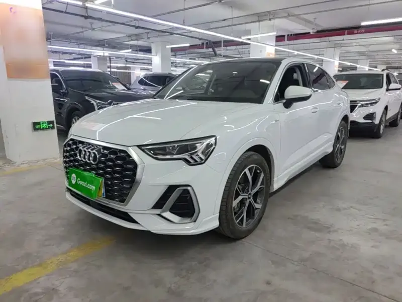 Audi Q3 Sportback, 2022