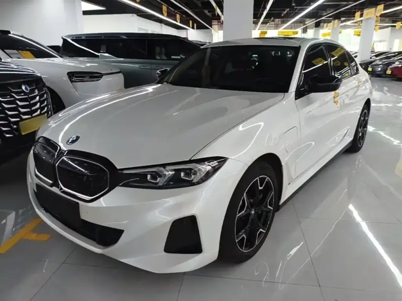 BMW i3, 2023