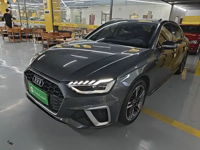 Audi A4L, 2022