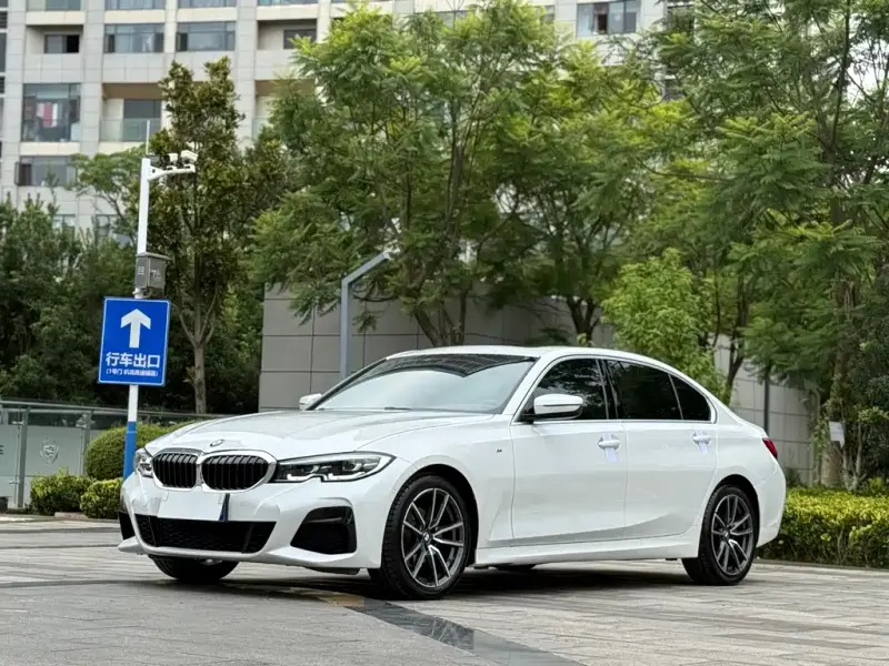 BMW 3 Series, 2020