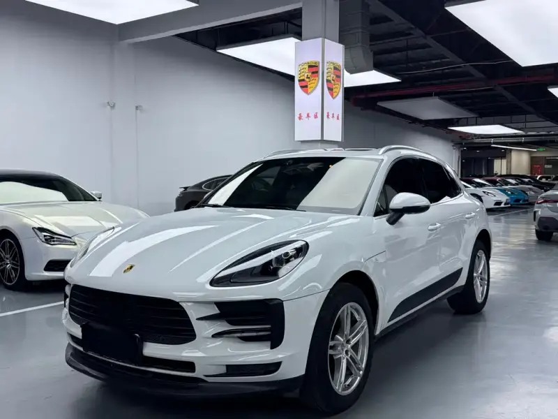 Porsche Macan, 2019 — фото 1