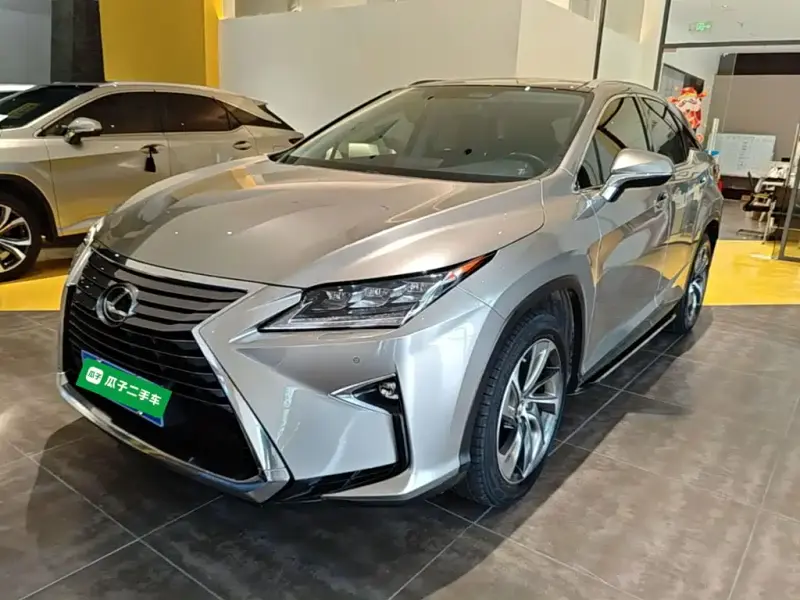 Lexus RX, 2018 — фото 1