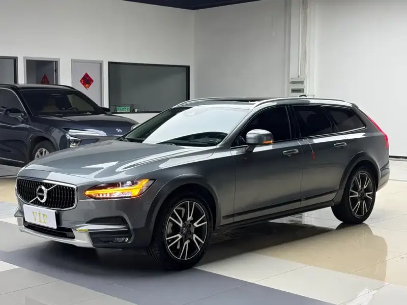 Volvo V90, 2020