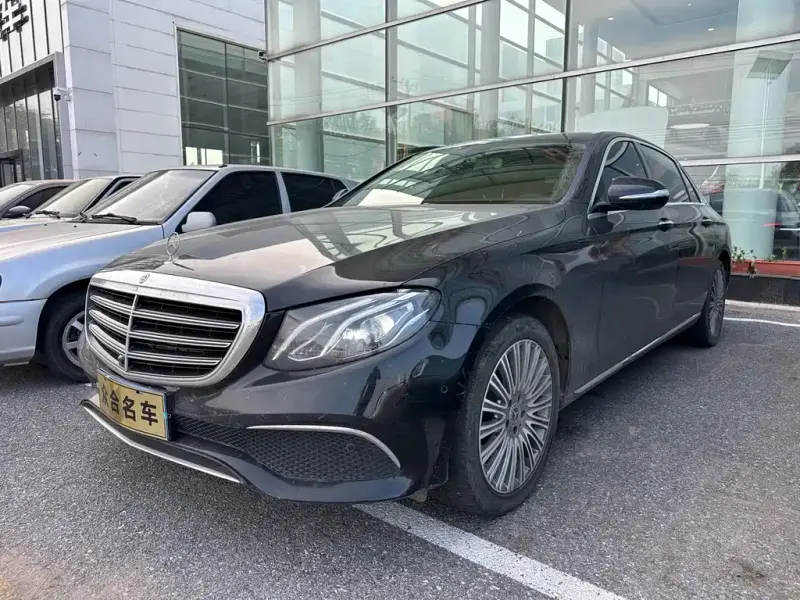 Mercedes-Benz E-Class, 2020 — фото 1