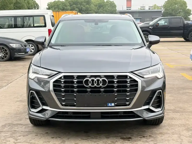 Audi Q3, 2022