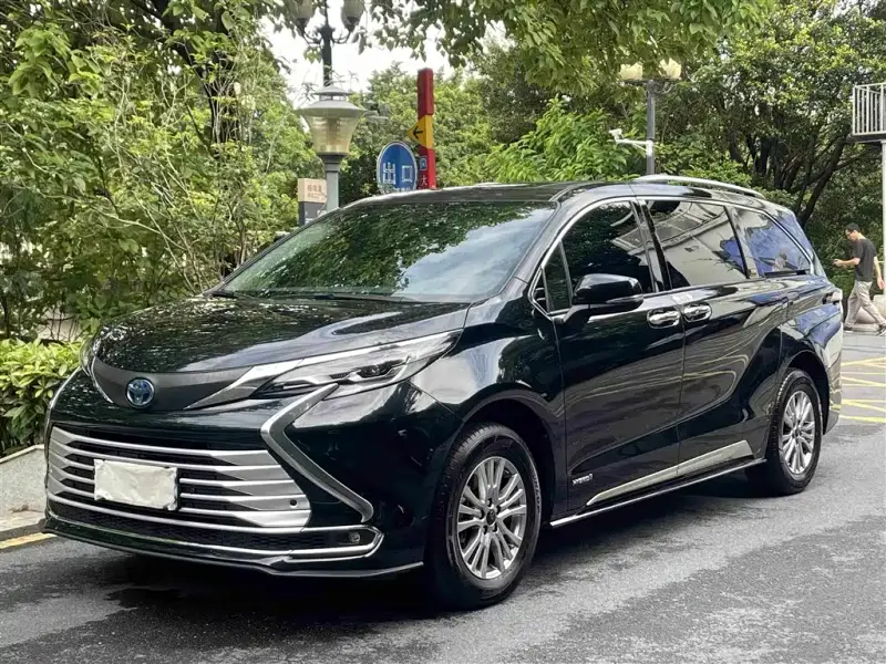 Toyota Sienna, 2022