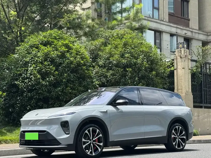 NIO ES8, 2023