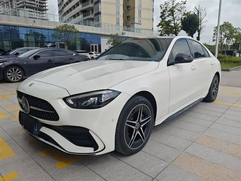 Mercedes-Benz C-Class, 2024