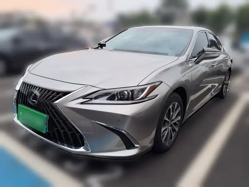 Lexus ES, 2024